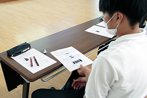 就職講話および公務（自衛隊・警察）説明会