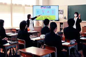 ２年生進学ガイダンス