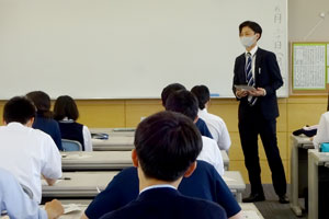 1年生進路講演会