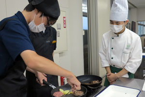 ２年生総合コース食物調理系